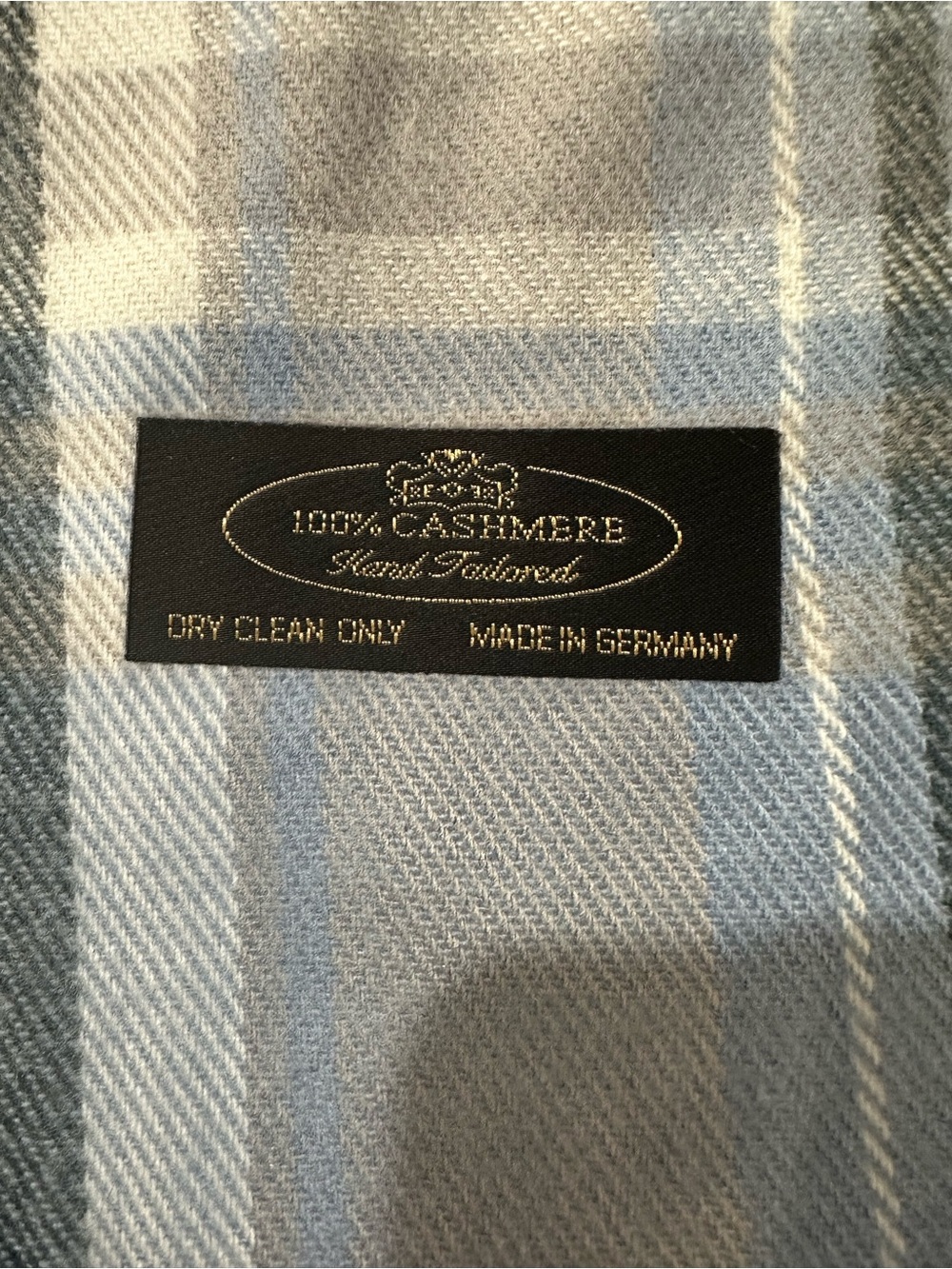 100% Cashmere Hand Tailored Scarf in a Light Blue Plaid Made in Germany π©πͺ